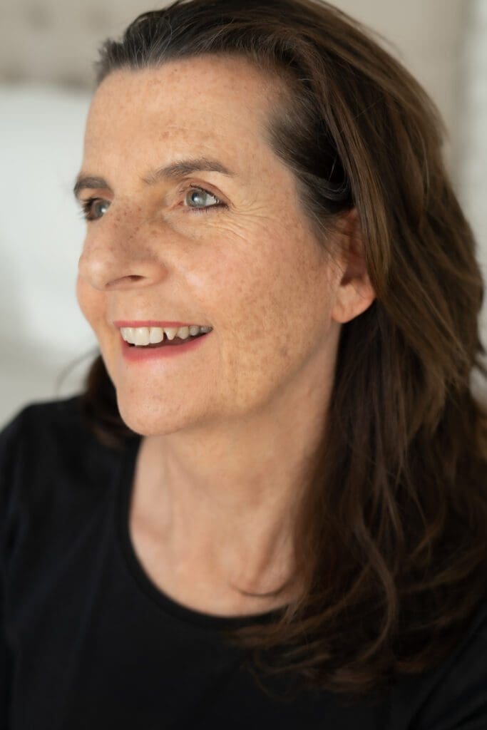 Georgie Greene Photographer who shoots corporate headshots personal branding dating photos and food photography