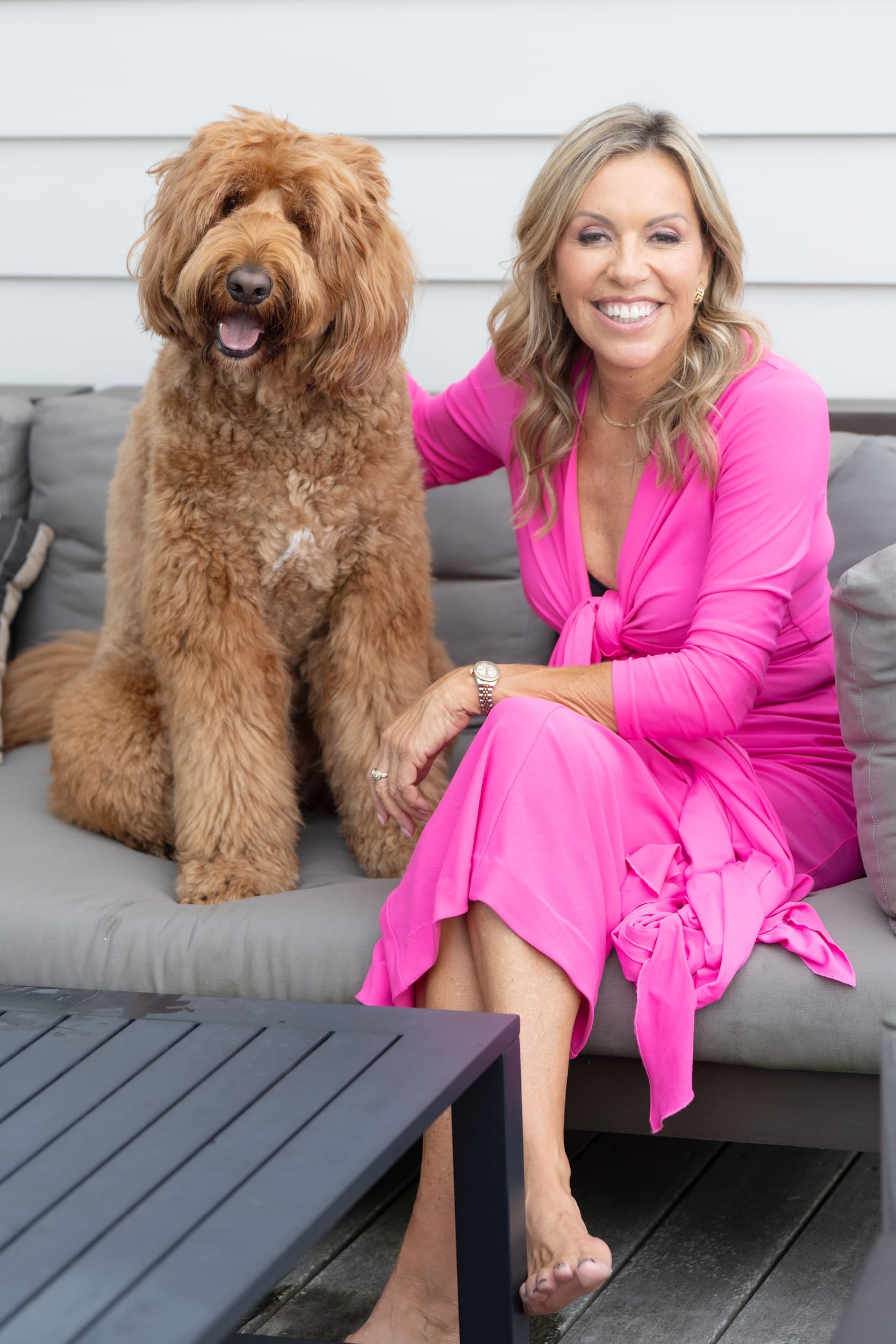 Ext: Podcaster wearing Pink as she has her personal branding photo taken by Portrait Photographer Georgie Greene in Sydney NSW
